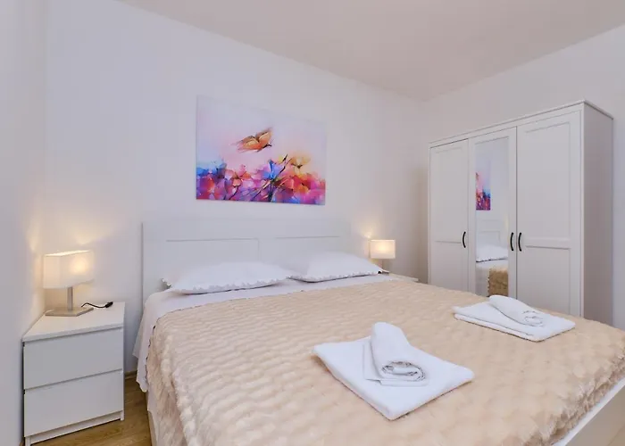 Apartment Budinic