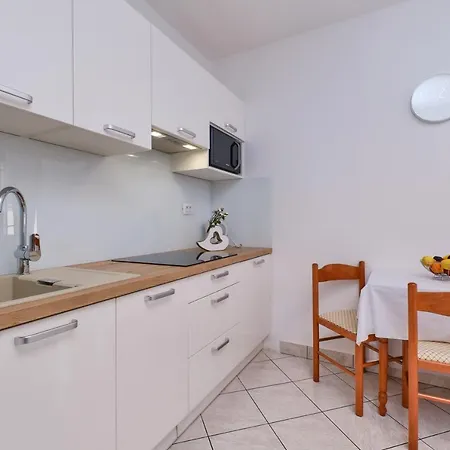 Apartment Budinic Mali Losinj Exterior photo